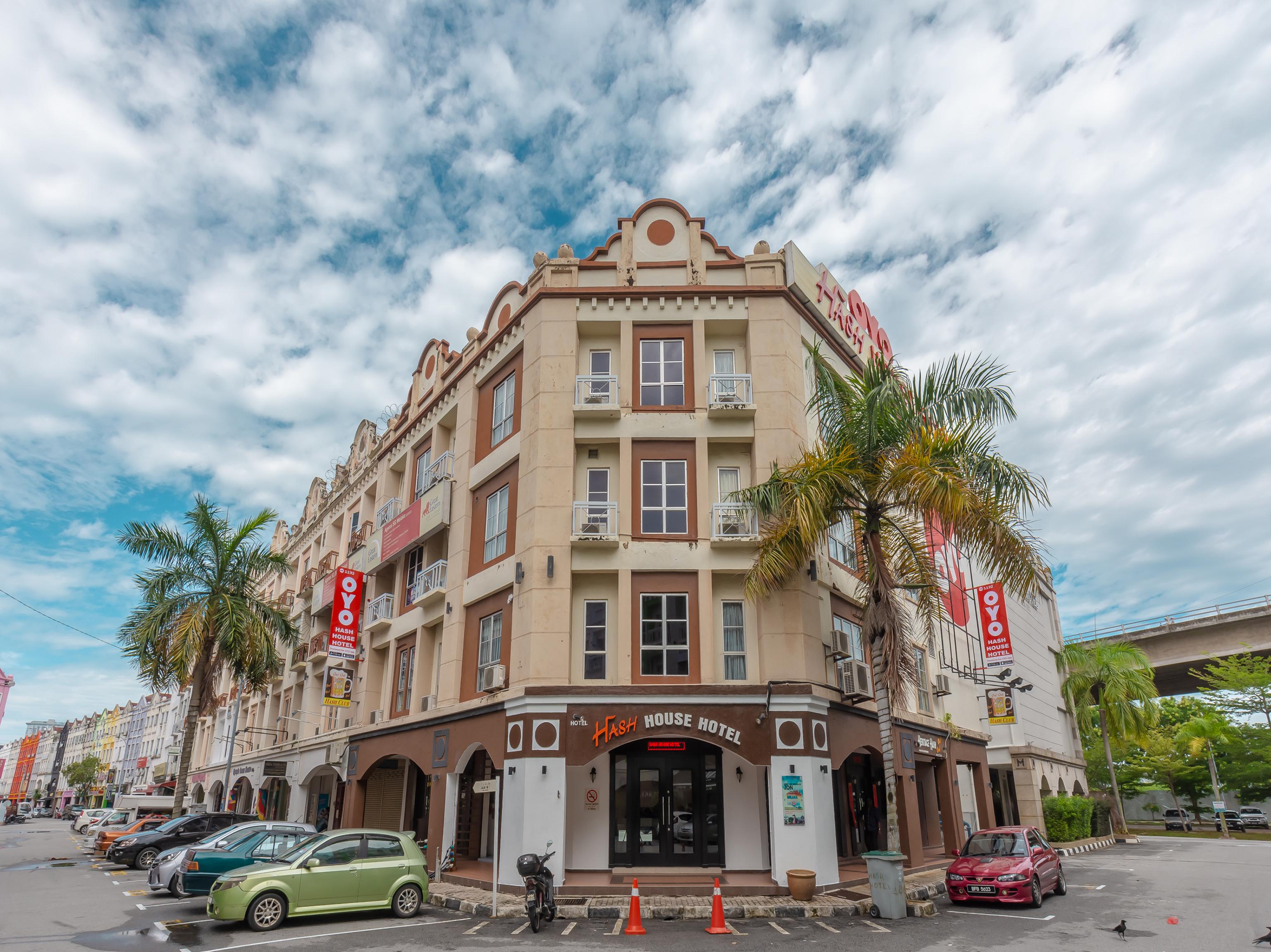 Oyo 1192 Hash House Hotel Малакка Экстерьер фото